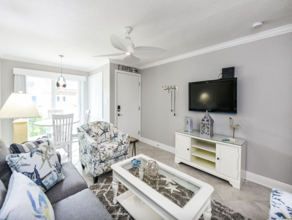Siesta Key Vacation Rental Townhome One Minute to Beach